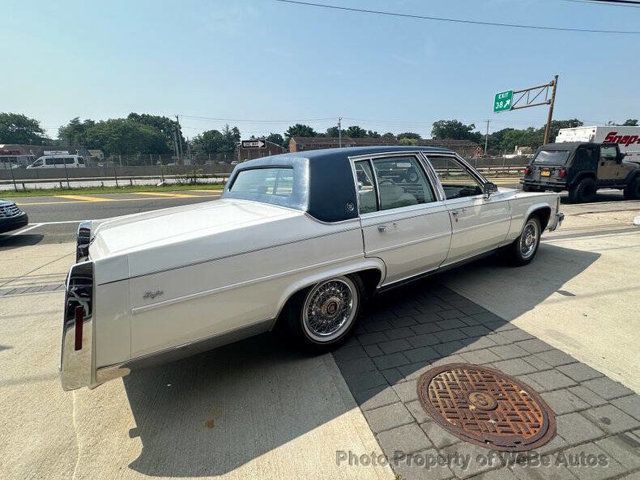 1989 Cadillac Brougham 4dr Sedan - 22544125 - 18