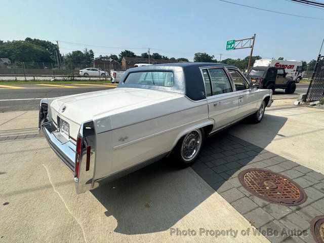 1989 Cadillac Brougham 4dr Sedan - 22544125 - 19