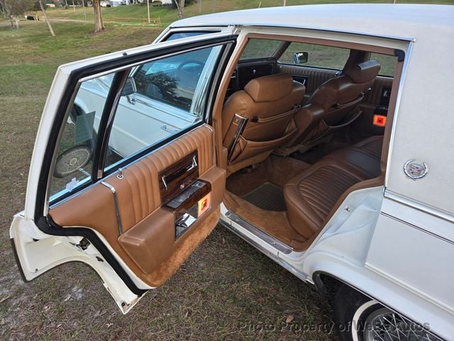 1989 Cadillac Brougham Coupe For Sale - 22770794 - 11