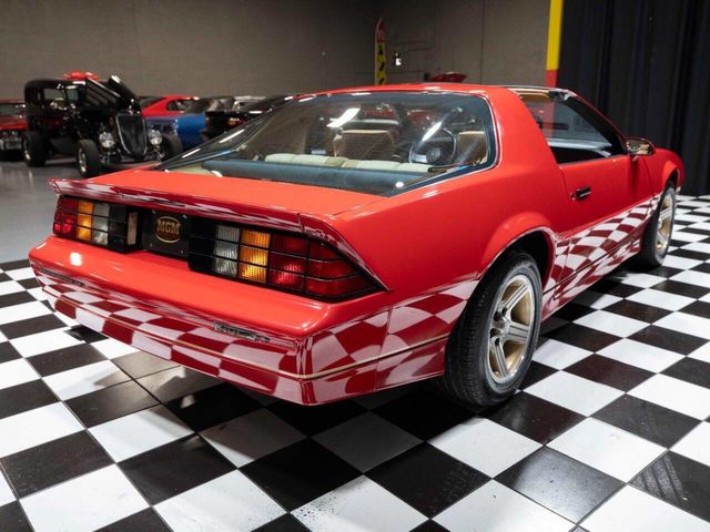 1989 Chevrolet Camaro 2dr Coupe IROC Z - 22982701 - 21