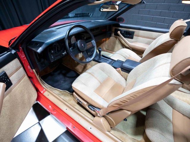 1989 Chevrolet Camaro 2dr Coupe IROC Z - 22982701 - 2