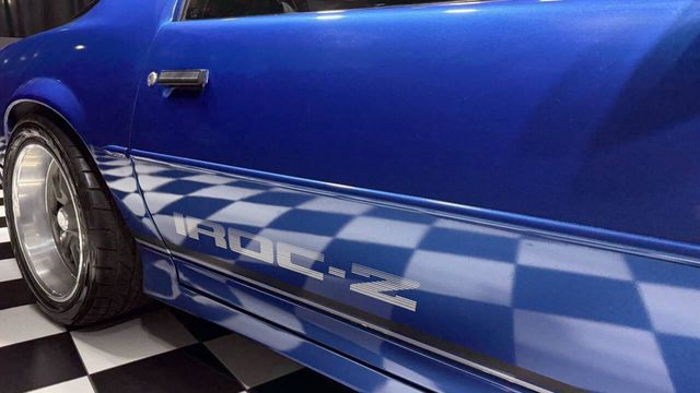 1989 Chevrolet Camaro 2dr Coupe IROC Z - 22984917 - 43