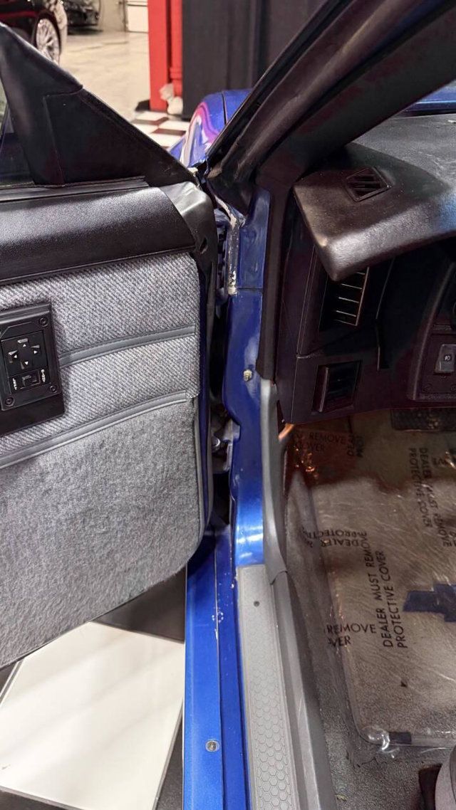 1989 Chevrolet Camaro 2dr Coupe IROC Z - 22984917 - 67