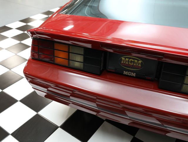 1989 Chevrolet Camaro 2dr Coupe IROC Z - 23018101 - 24