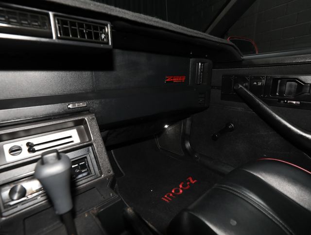 1989 Chevrolet Camaro 2dr Coupe IROC Z - 23018101 - 48
