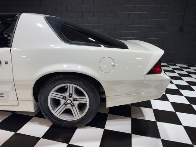 1989 Chevrolet Camaro 2dr Coupe IROC Z - 23078562 - 17
