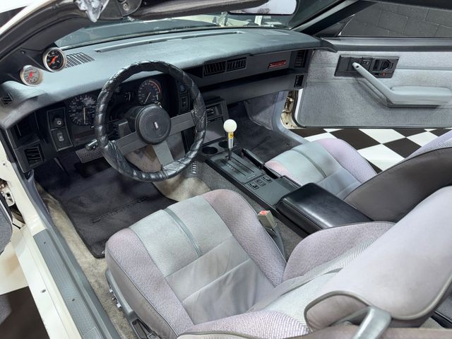 1989 Chevrolet Camaro 2dr Coupe IROC Z - 23078562 - 1