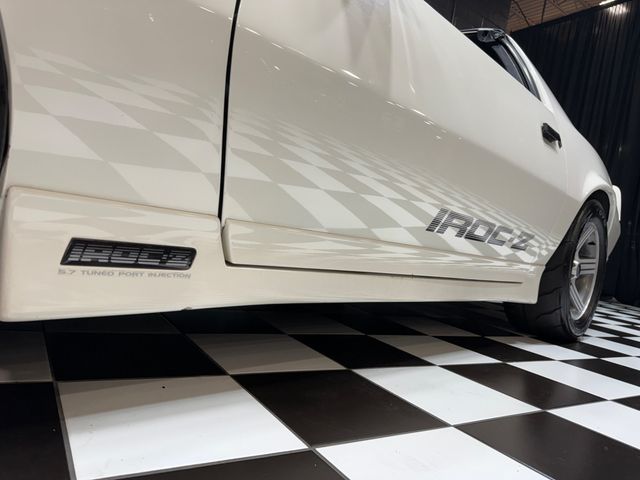 1989 Chevrolet Camaro 2dr Coupe IROC Z - 23078562 - 32
