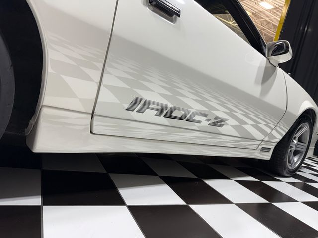 1989 Chevrolet Camaro 2dr Coupe IROC Z - 23078562 - 37