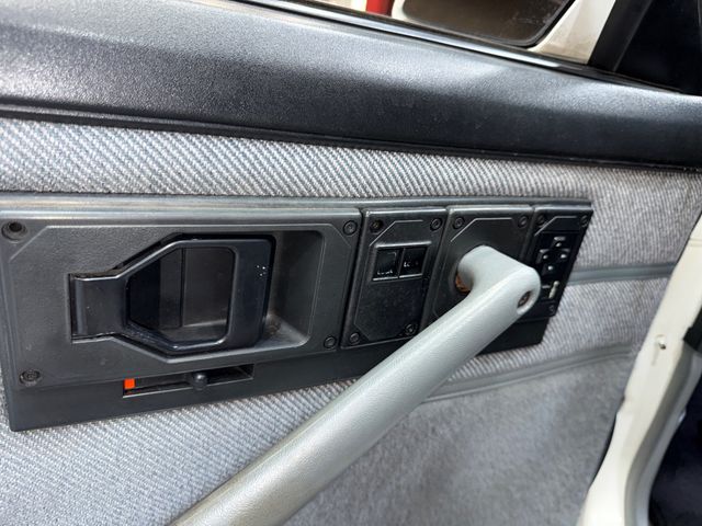 1989 Chevrolet Camaro 2dr Coupe IROC Z - 23078562 - 86