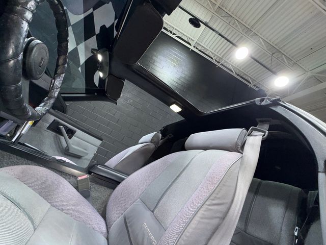1989 Chevrolet Camaro 2dr Coupe IROC Z - 23078562 - 91