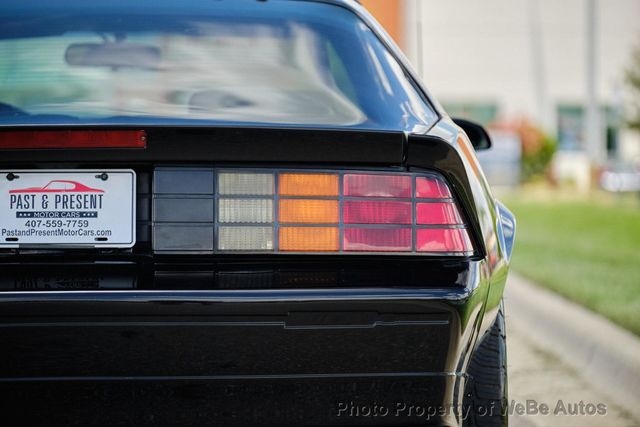 1989 Chevrolet Camaro 2dr Coupe IROC Z - 22509893 - 21