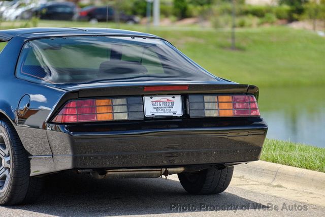 1989 Chevrolet Camaro 2dr Coupe IROC Z - 22509893 - 23