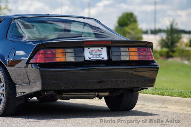 1989 Chevrolet Camaro 2dr Coupe IROC Z - 22509893 - 24