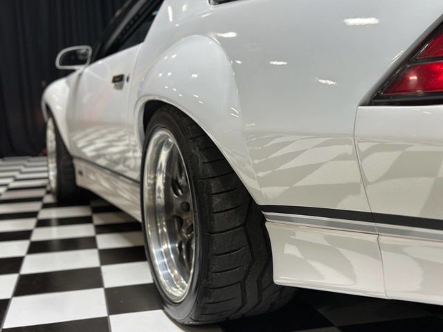 1989 Chevrolet Camaro IROC Z/28 6 SPEED LS CUSTOM WIDEBODY - 22768188 - 13