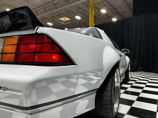 1989 Chevrolet Camaro IROC Z/28 6 SPEED LS CUSTOM WIDEBODY - 22768188 - 24