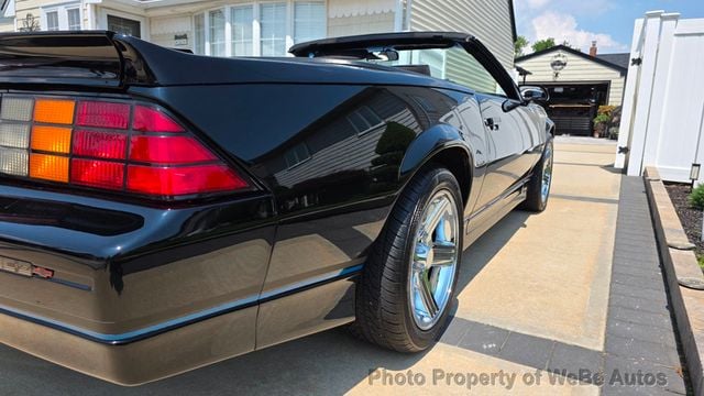 1989 Chevrolet Camaro IROC-Z Convertible - 20111937 - 15
