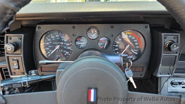 1989 Chevrolet Camaro IROC-Z Convertible - 20111937 - 32