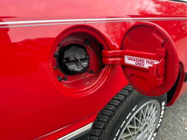 1989 Chrysler Lebaron CLEAN CARFAX - 23068312 - 17