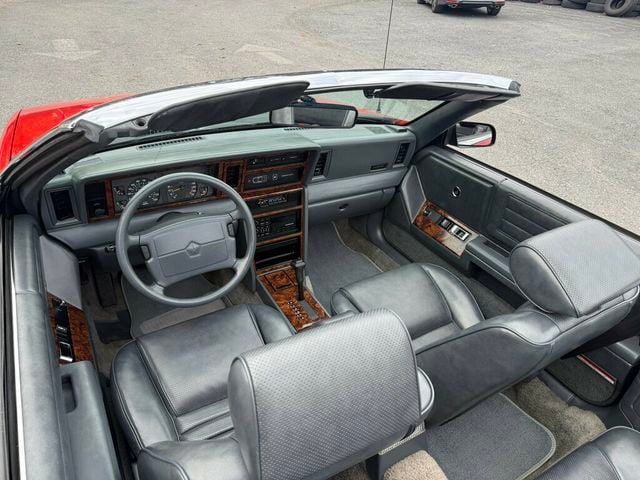 1989 Chrysler Lebaron CLEAN CARFAX - 23068312 - 31