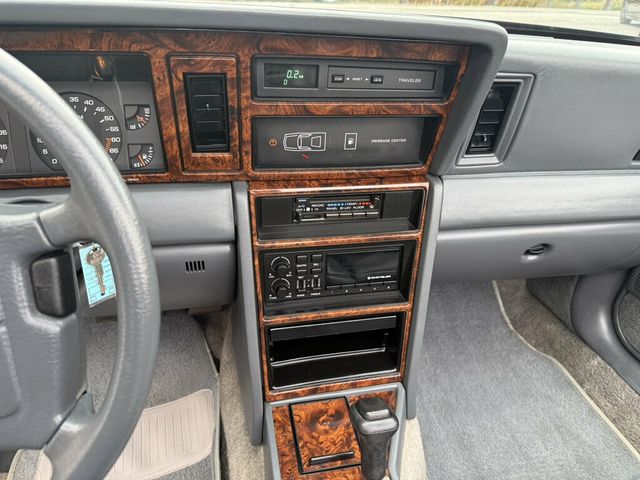 1989 Chrysler Lebaron CLEAN CARFAX - 23068312 - 39