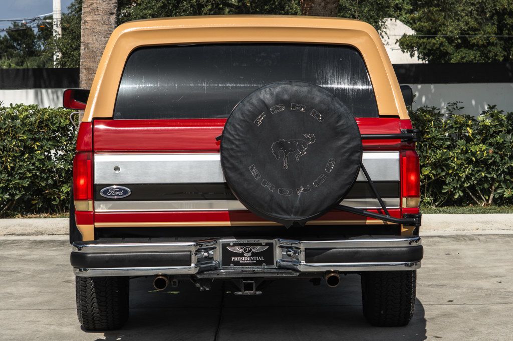 1989 Ford Bronco photo 7