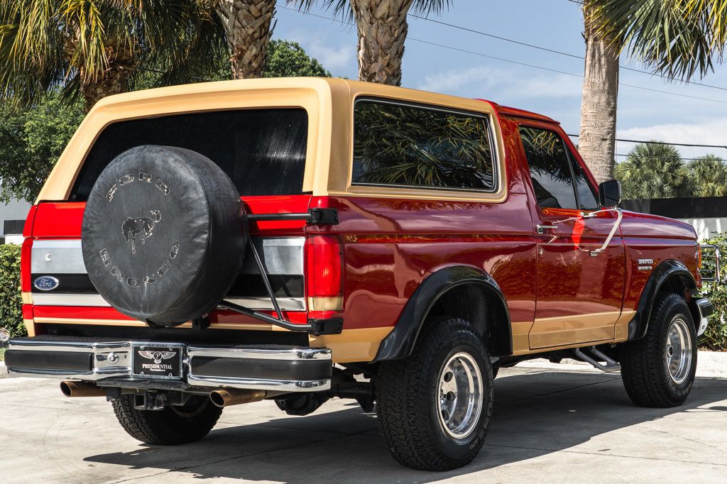 1989 Ford Bronco photo 9