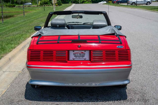 1989 Ford Mustang 2dr Convertible GT - 22479553 - 3