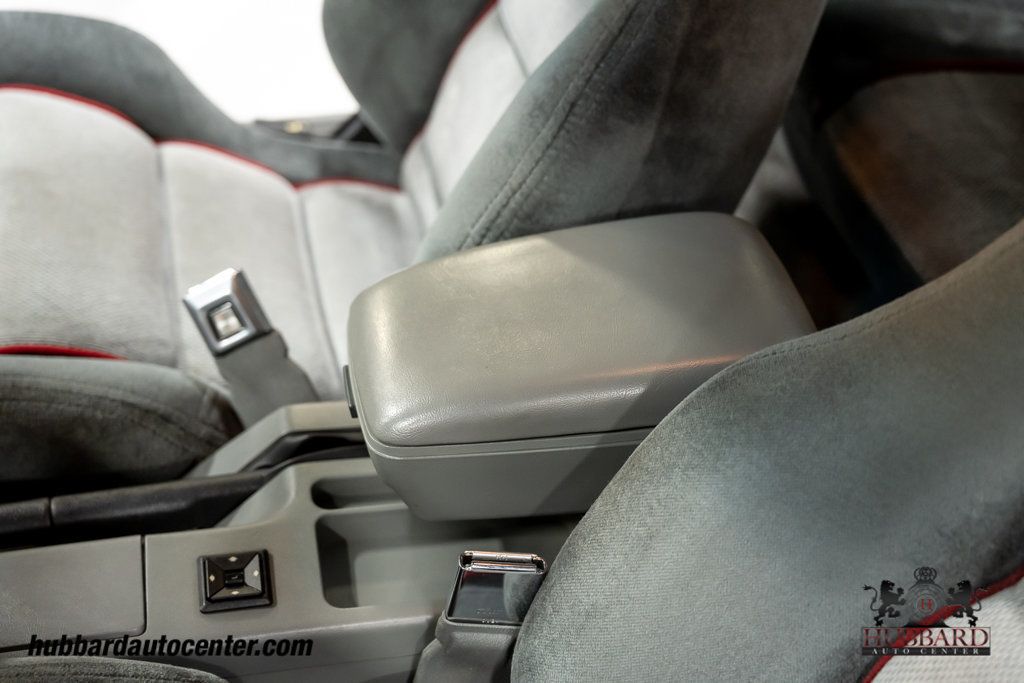 1989 Ford Mustang Rare Saleen Black No Stripe Car - 22910617 - 77