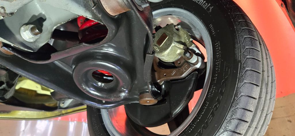 1989 Ford Mustang Rare Saleen Black No Stripe Car - 22910617 - 95