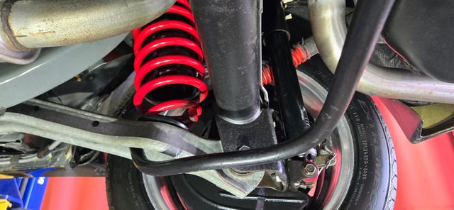 1989 Ford Mustang Rare Saleen Black No Stripe Car - 22910617 - 98