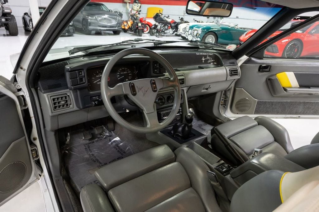 1989 Ford Mustang Saleen SSC - 21898305 - 45