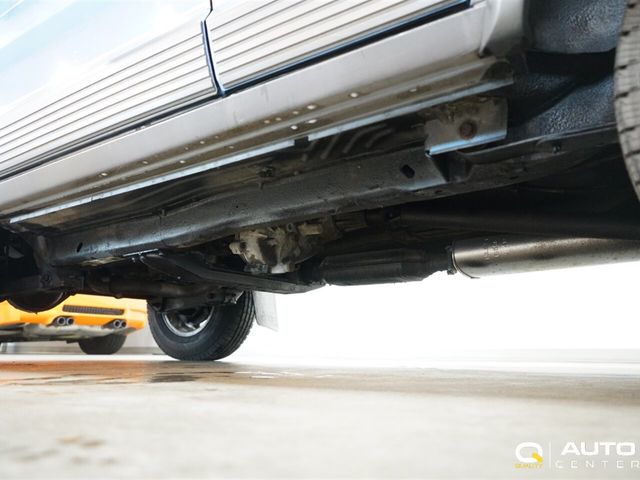 1989 Jeep Cherokee 4dr Wagon Laredo 4WD - 23013480 - 11