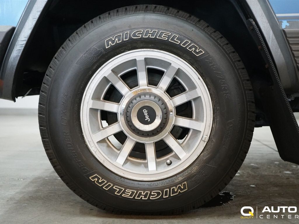 1989 Jeep Cherokee 4dr Wagon Laredo 4WD - 23013480 - 13