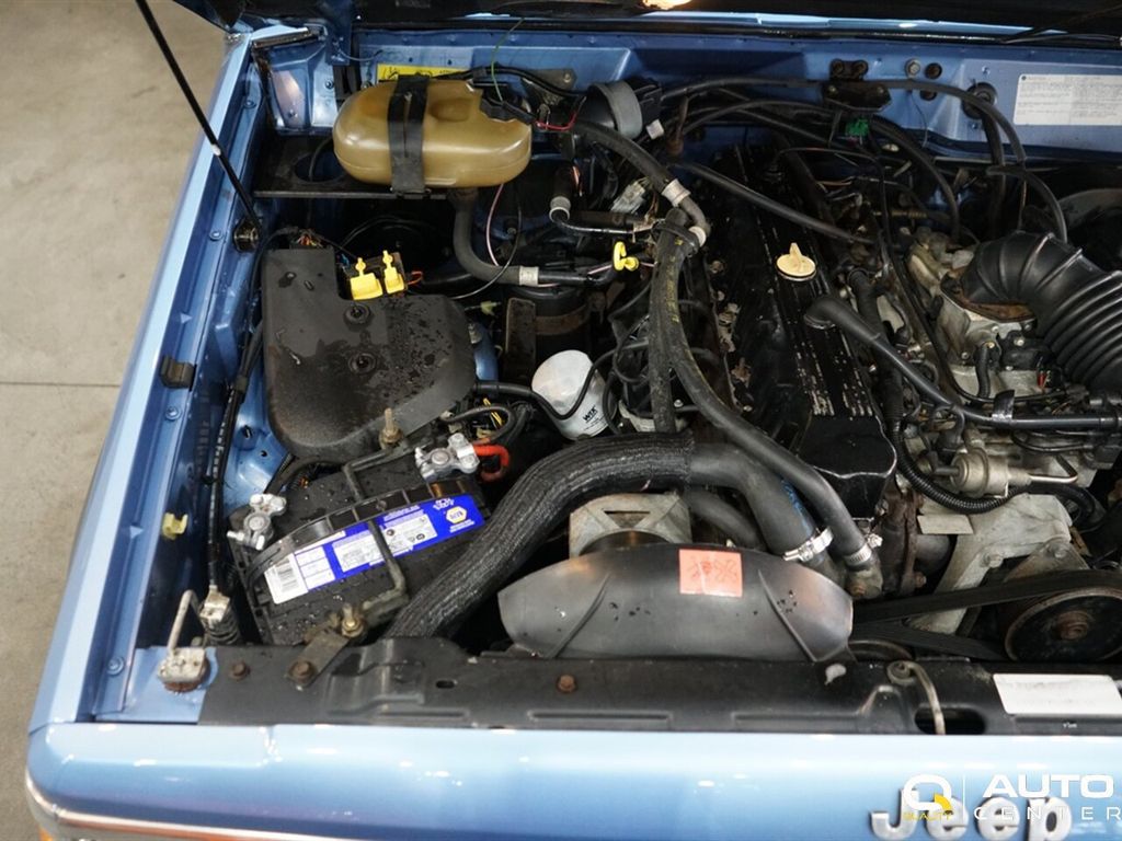 1989 Jeep Cherokee 4dr Wagon Laredo 4WD - 23013480 - 16