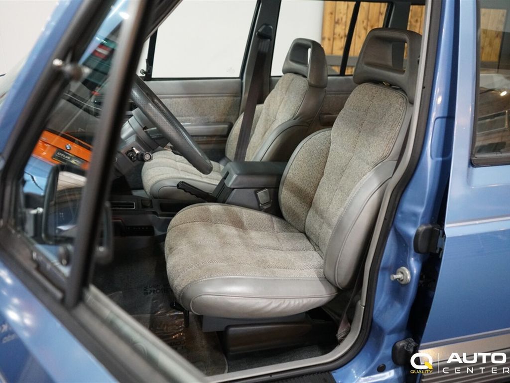 1989 Jeep Cherokee 4dr Wagon Laredo 4WD - 23013480 - 20