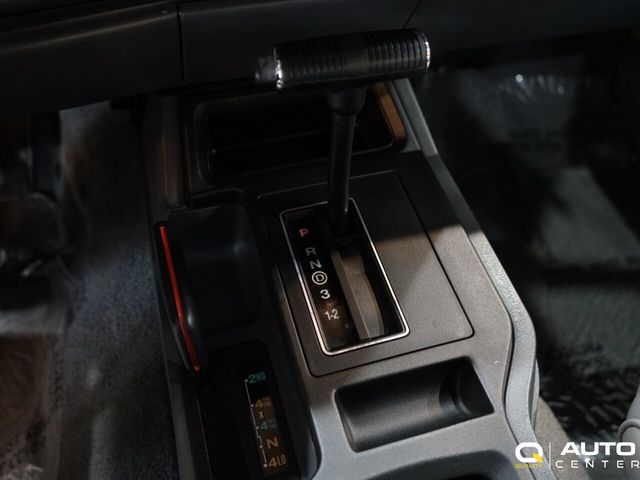 1989 Jeep Cherokee 4dr Wagon Laredo 4WD - 23013480 - 35