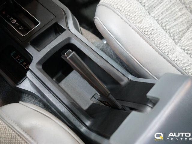 1989 Jeep Cherokee 4dr Wagon Laredo 4WD - 23013480 - 37