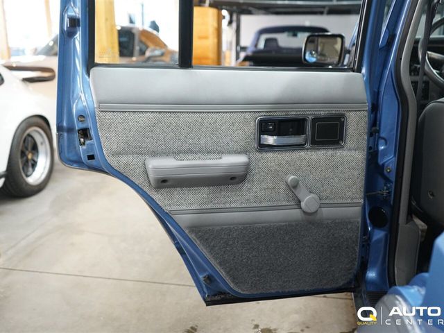 1989 Jeep Cherokee 4dr Wagon Laredo 4WD - 23013480 - 40