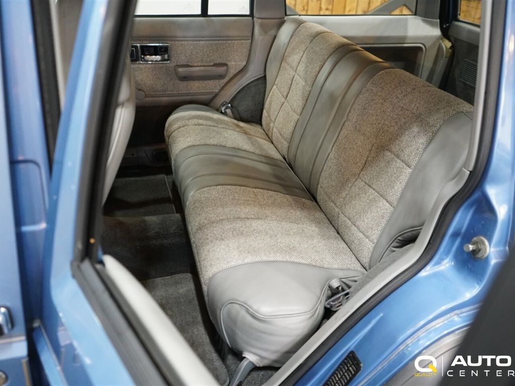 1989 Jeep Cherokee 4dr Wagon Laredo 4WD - 23013480 - 43