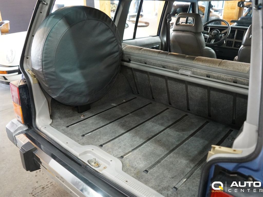 1989 Jeep Cherokee 4dr Wagon Laredo 4WD - 23013480 - 45