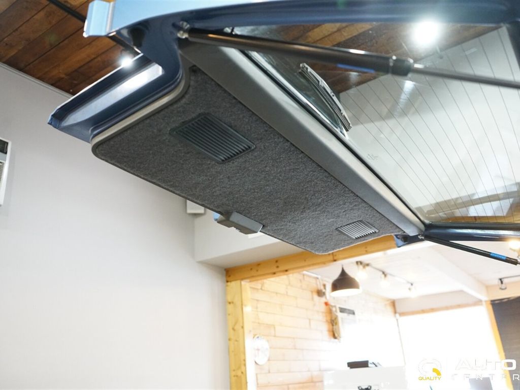 1989 Jeep Cherokee 4dr Wagon Laredo 4WD - 23013480 - 46