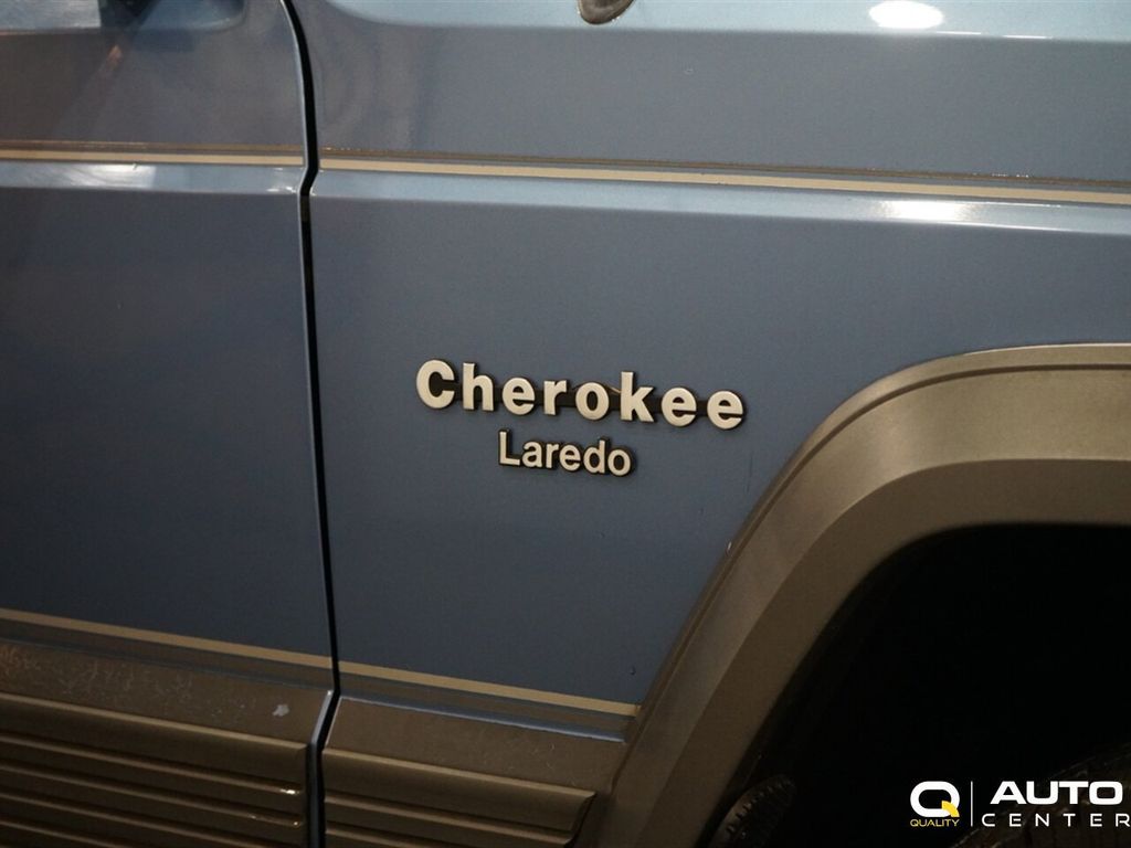 1989 Jeep Cherokee 4dr Wagon Laredo 4WD - 23013480 - 5