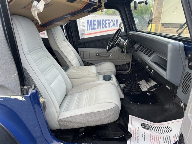 1989 Jeep Wrangler 2dr Islander - 22884582 - 12