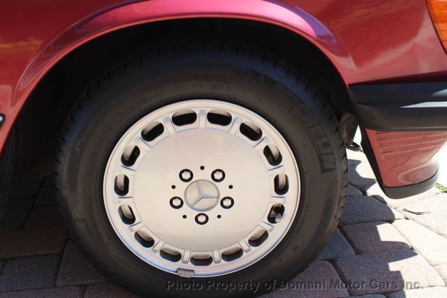 1989 Mercedes-Benz 560 Series Excellent Original Example Of Last Year and only 51,582 Miles  - 21212472 - 12