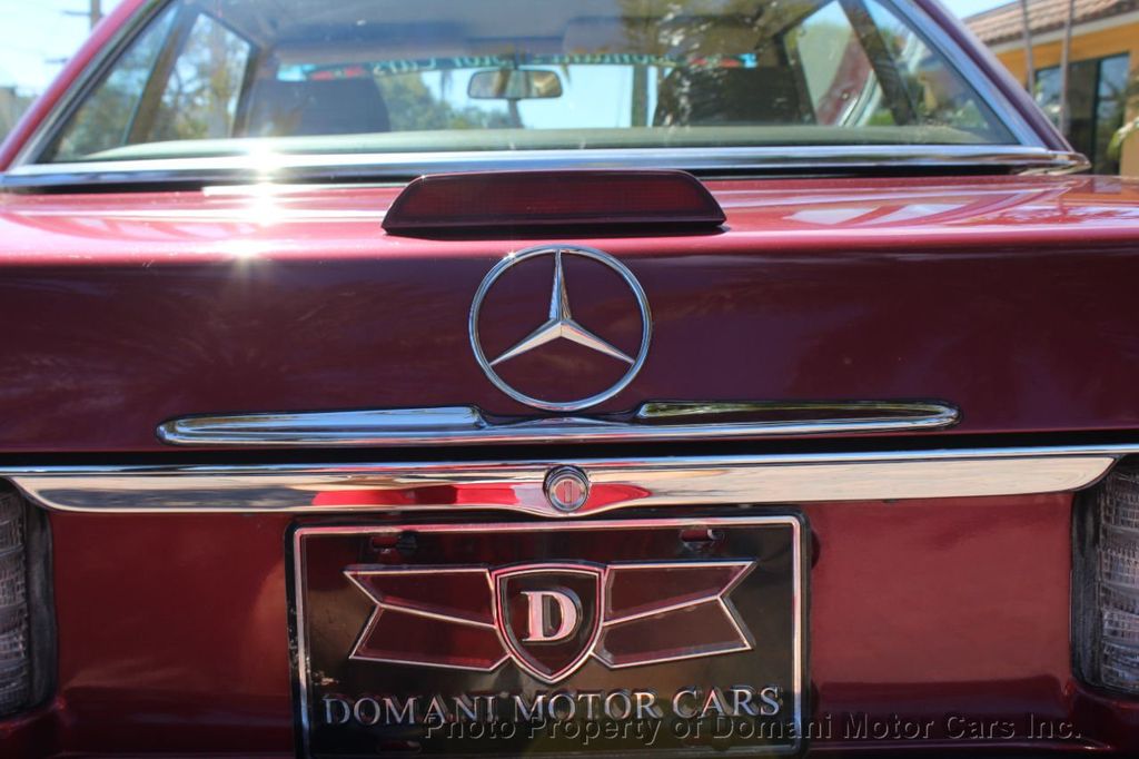 1989 Mercedes Benz 560 photo 37