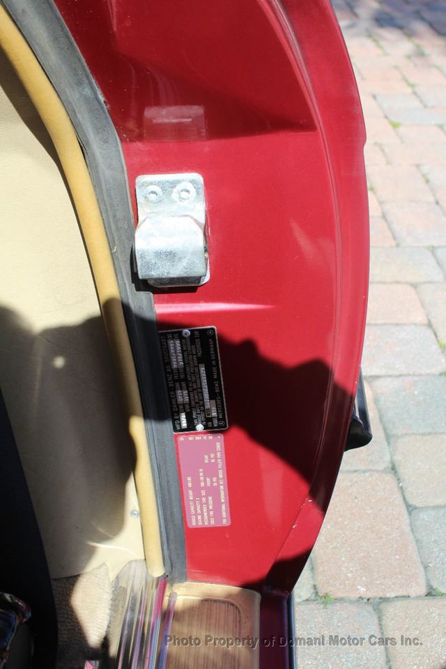 1989 Mercedes-Benz 560 Series Excellent Original Example Of Last Year and only 51,582 Miles  - 21212472 - 64