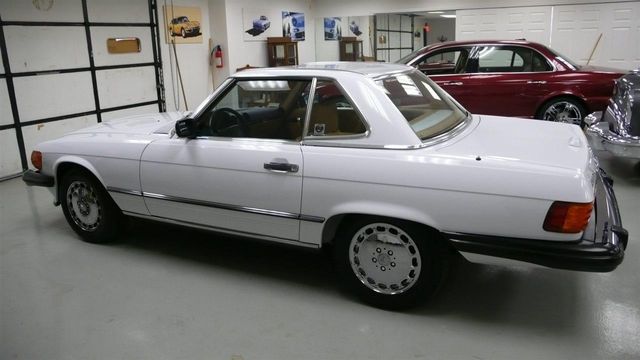 1989 Mercedes-Benz 560 Series SL - 11801471 - 10