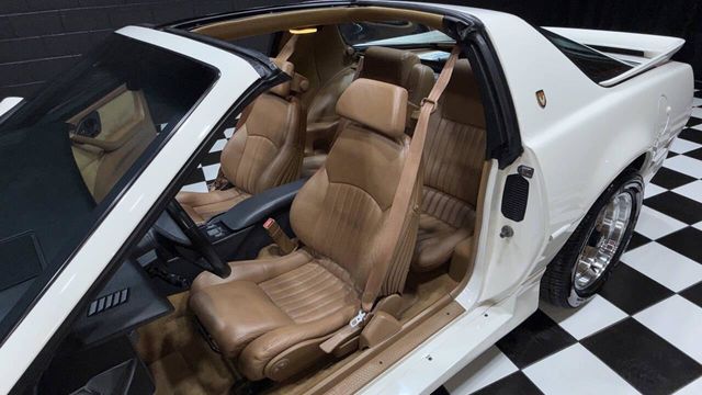 1989 Pontiac Firebird 2dr Coupe Firebird Hatchback - 22984924 - 31