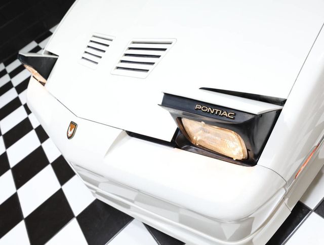 1989 Pontiac Firebird 2dr Coupe Firebird Hatchback - 22991760 - 14